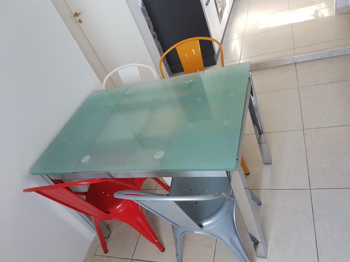 شقة Attico Con Terrazza A باري المظهر الخارجي الصورة